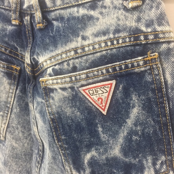 HP 🎉 Guess Stonewash Denim Skirt - Picture 4 of 5